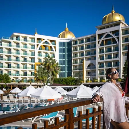 Alan Xafira Deluxe & 5* Alanya