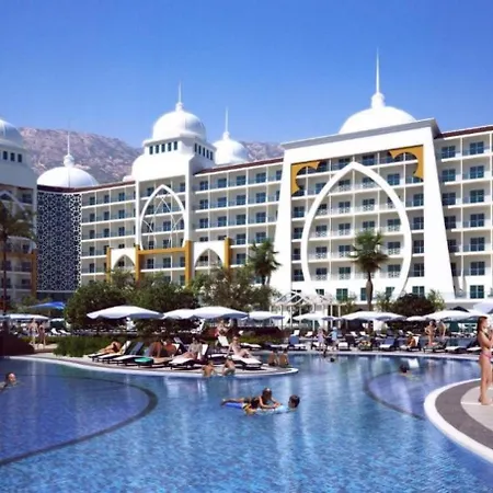 Alan Xafira Deluxe & Hotel Alanya