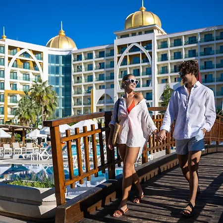 מלון Alan Xafira Deluxe &