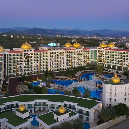 Alan Xafira Deluxe & 5* אלאניה