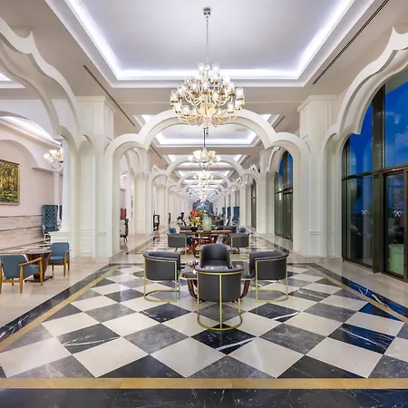 Alan Xafira Deluxe & 5*