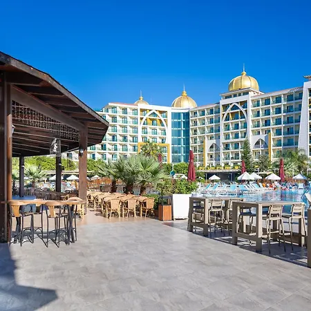 מלון Alan Xafira Deluxe & אלאניה